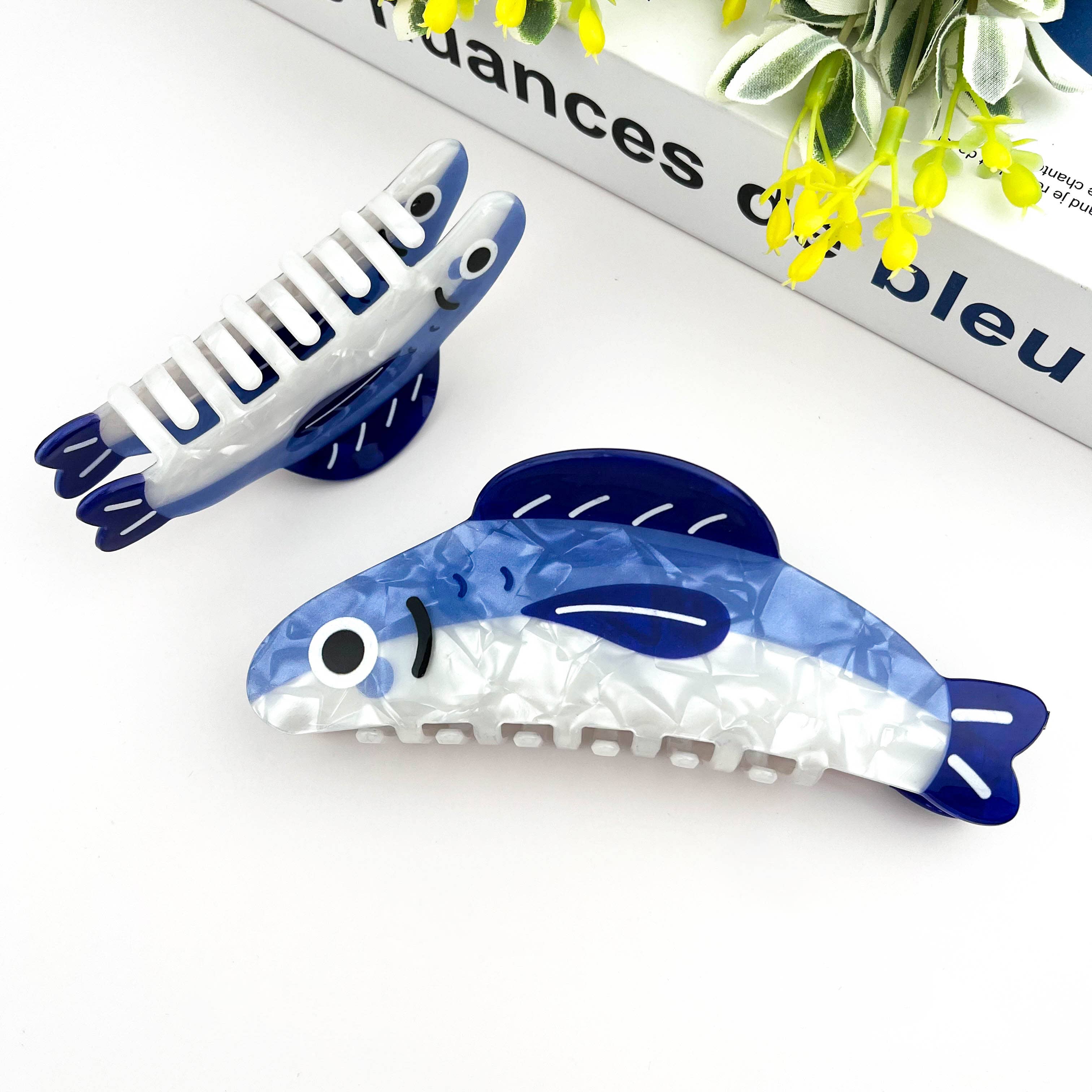 TheDivaSoap - Sardine Fish Claw Clip, Playful Marine Hair Accessory