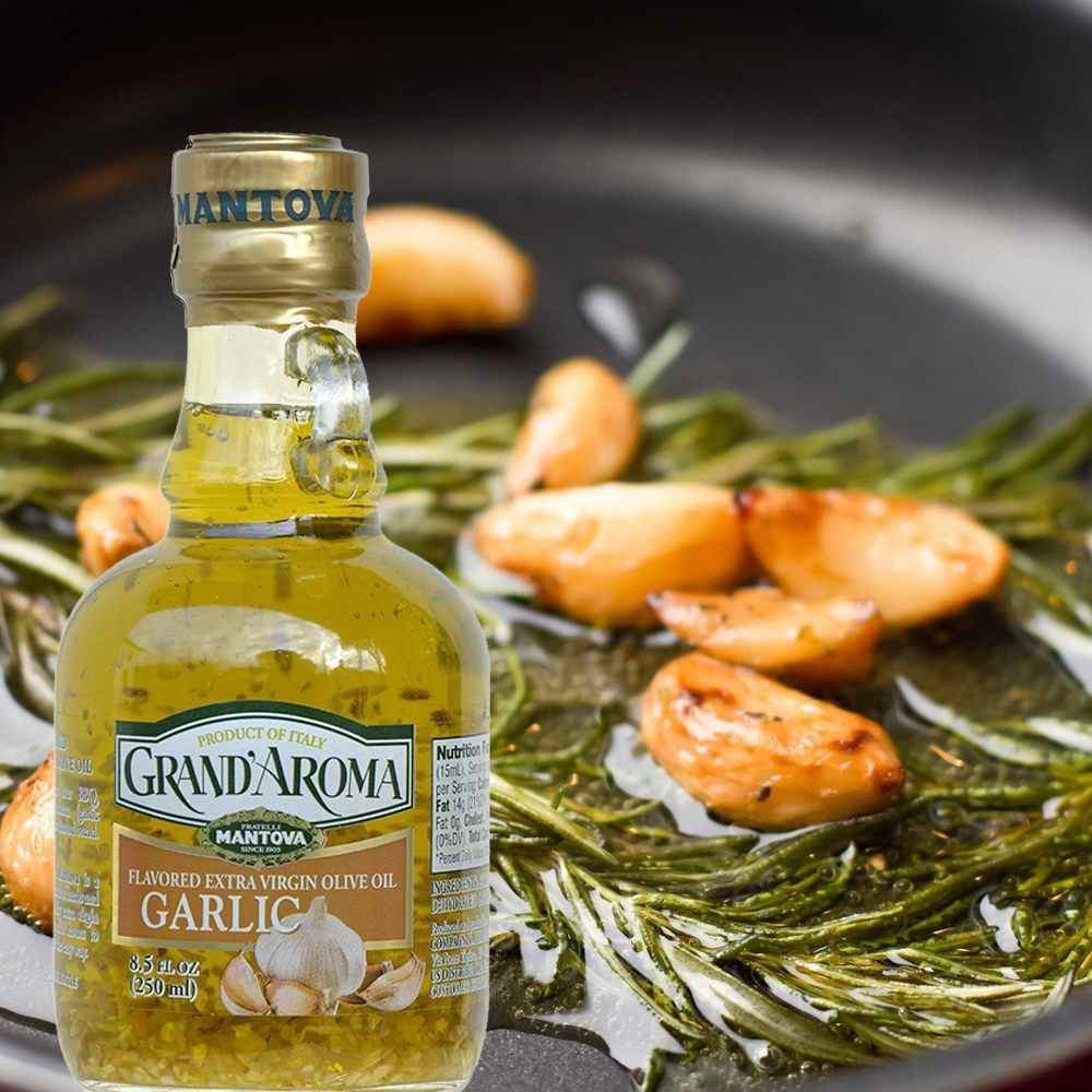 Fine Italian Food - Mantova Grand’Aroma Garlic Extra Virgin Olive Oil, 8.5 oz.