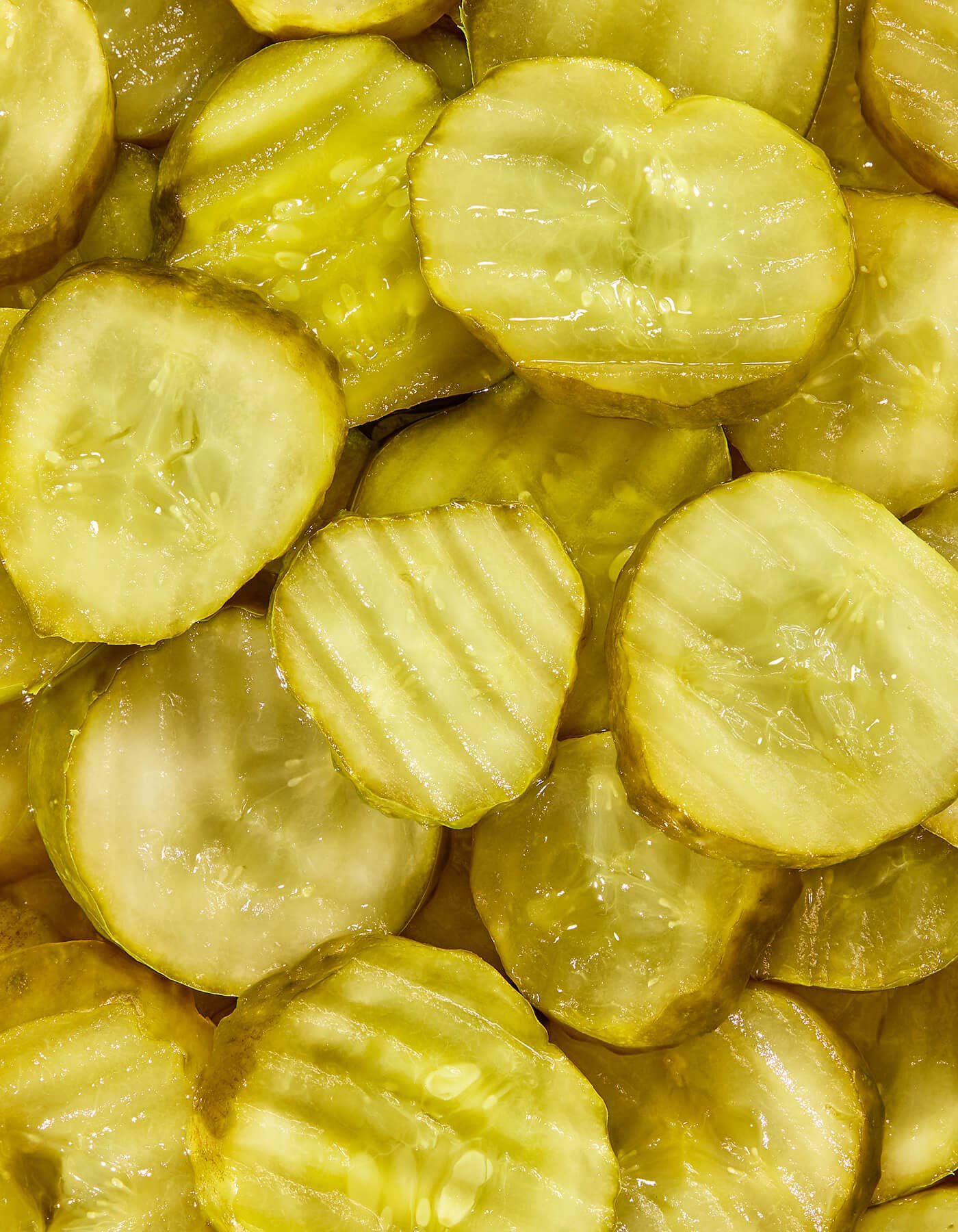 Classic Dill Pickle Chips 3.5oz - Freestyle Snacks